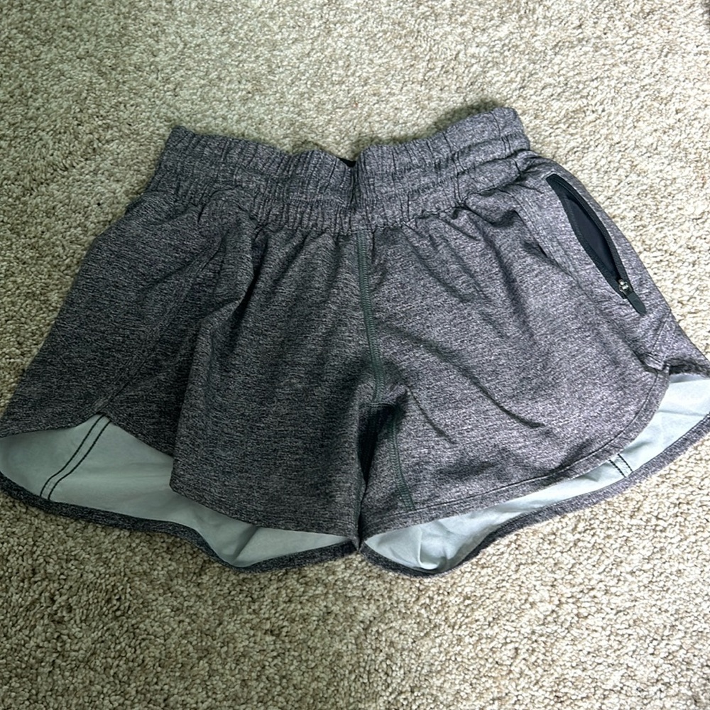 Track That High Rise Lined lululemon shorts 3”, rare color